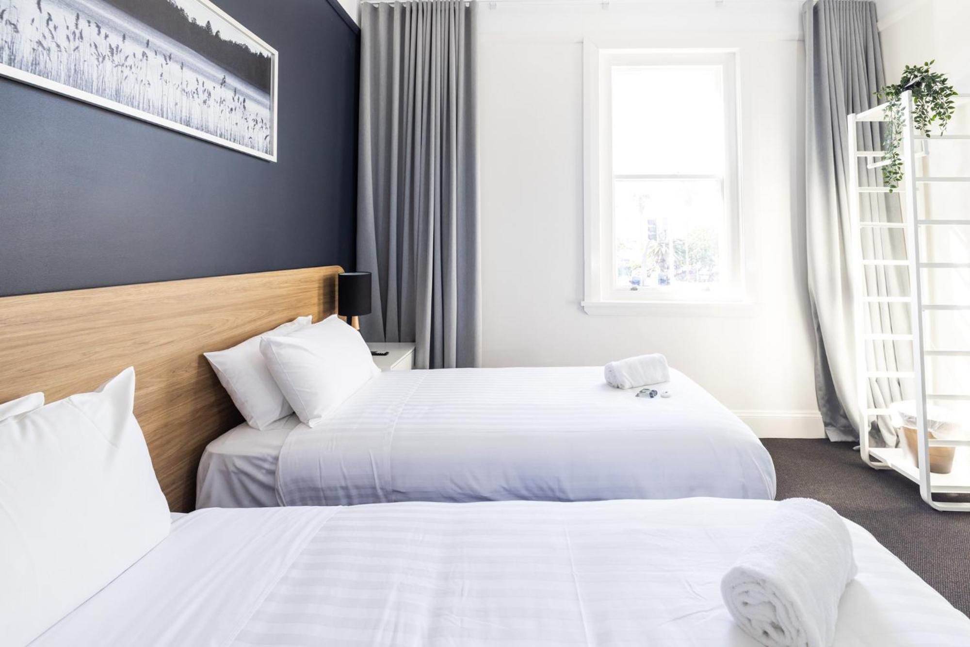 The Albion Hotel Newcastle Bagian luar foto